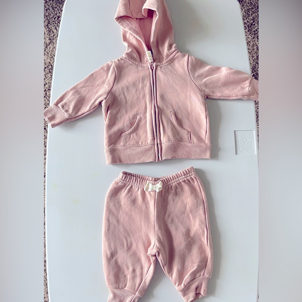 Baby girl Carter’s outfit (hoodie and pants).